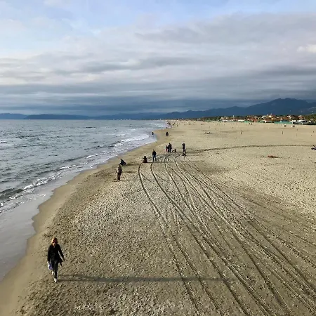 Beatrice Versilia - Dei Marmi Дом отдыха Марина-ди-Пьетрасанта